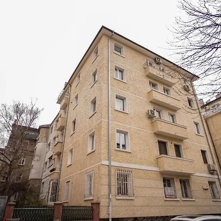 Apartamento With Courtyard Just Steps Away Vitosha Str *