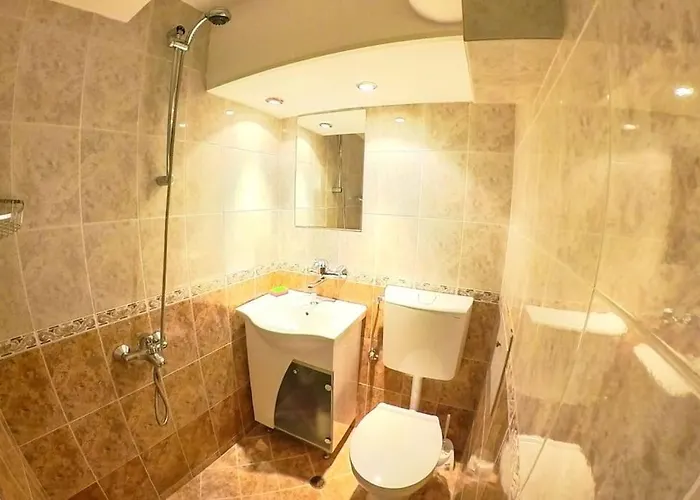 With Courtyard Just Steps Away Vitosha Str Apartamento *