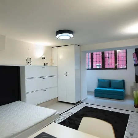 With Courtyard Just Steps Away Vitosha Str Sofia